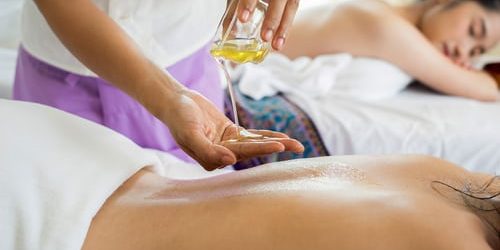 Reasons why becoming a massage therapist is the best career for you